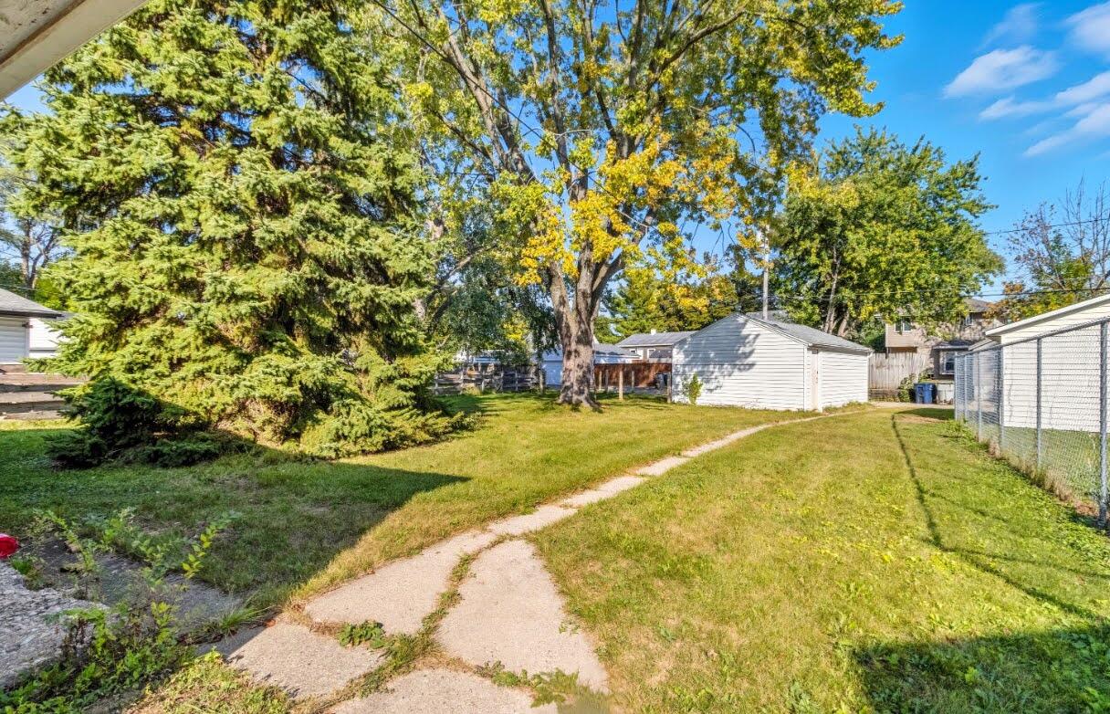 5320 North 69th Street Milwaukee, WI 53218 - Photo 15 of 18 Img60