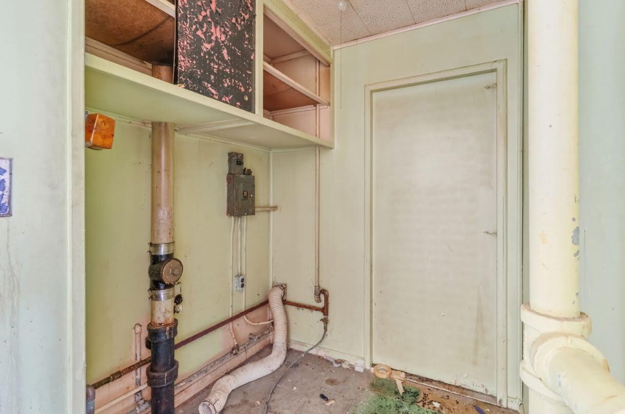 5320 North 69th Street Milwaukee, WI 53218 - Photo 7 of 18 Img52