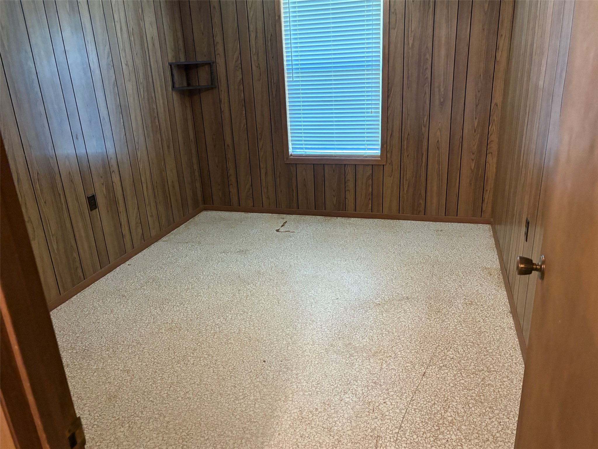 2214 Cr 253 Road Weimar, TX 78962 - Photo 9 of 28 bedroom