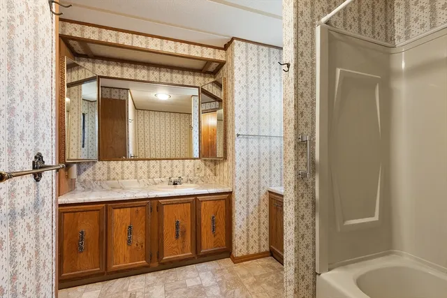 $115,000 | 11 Jeri Drive, Athol, MA 01331