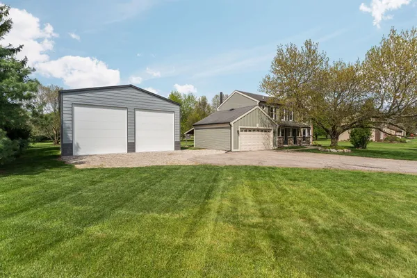 $629,900 | 6790 Heatheridge Drive, Saline, MI 48176