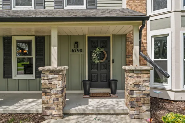 $629,900 | 6790 Heatheridge Drive, Saline, MI 48176