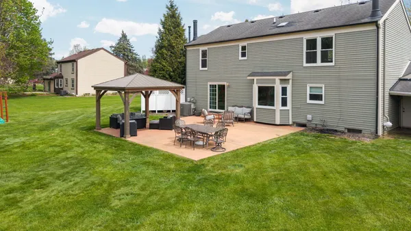 $629,900 | 6790 Heatheridge Drive, Saline, MI 48176