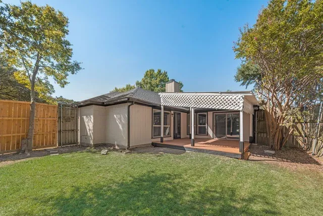 $2,600 | 3510 Jonquil Lane, Rowlett, TX 75089