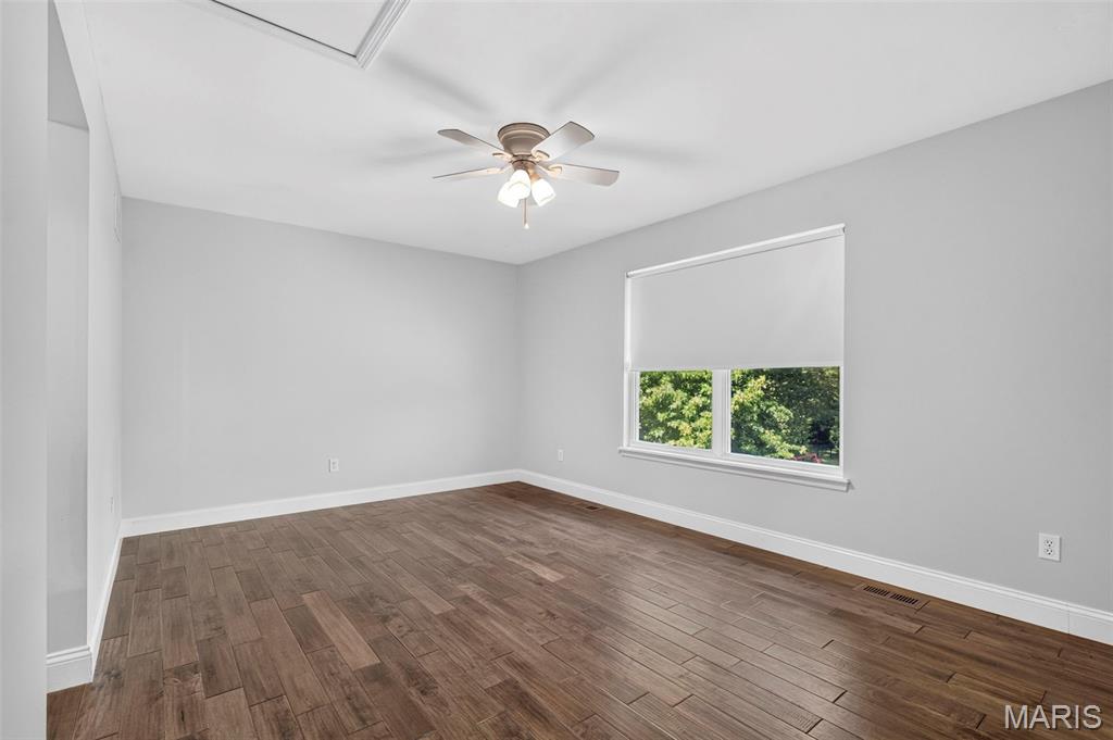 5628 Kerth Road St. Louis, MO 63128 - Photo 43 of 78
