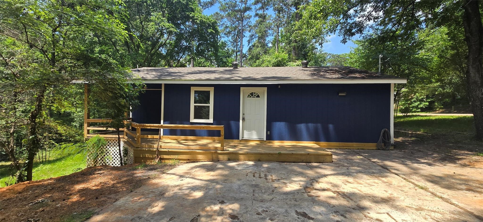 110 Hidden Circle Coldspring, TX 77331 - Photo 20 of 24 View of Home
