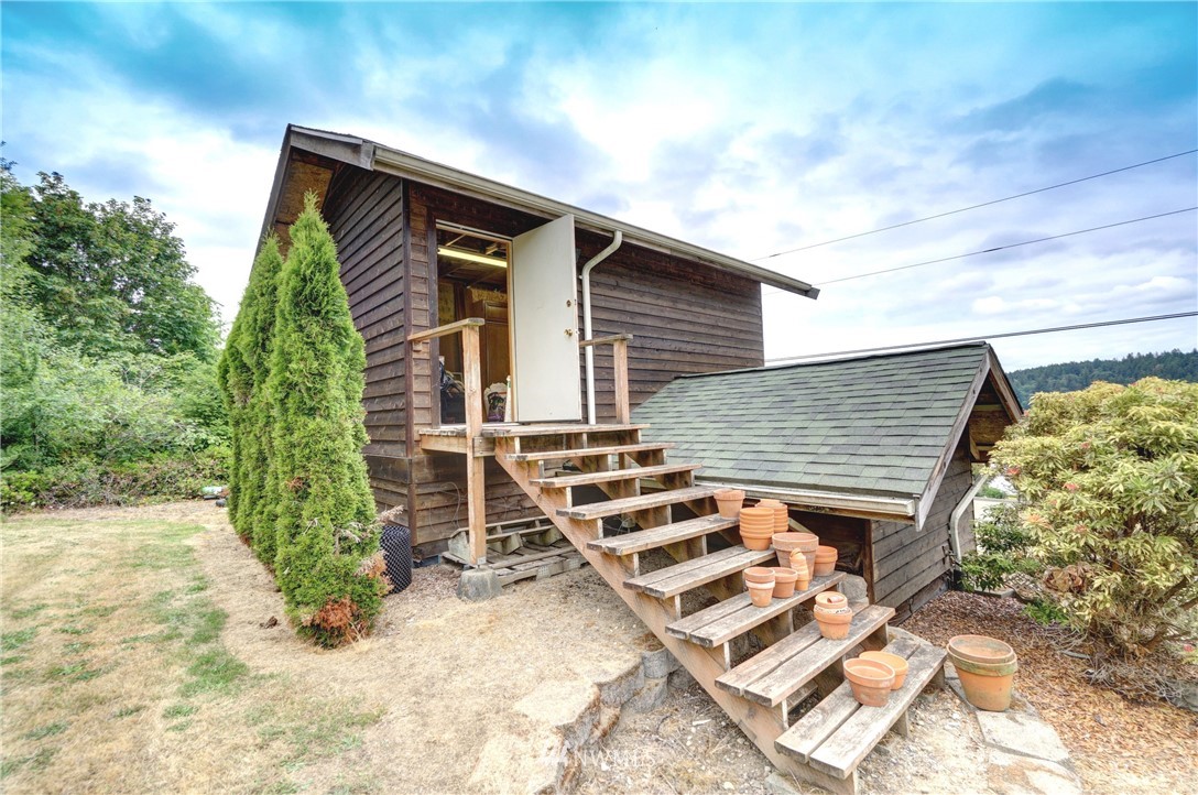 11419 Larson Road Anderson Island, WA 98303 - Photo 22 of 25 Gallery Image 22