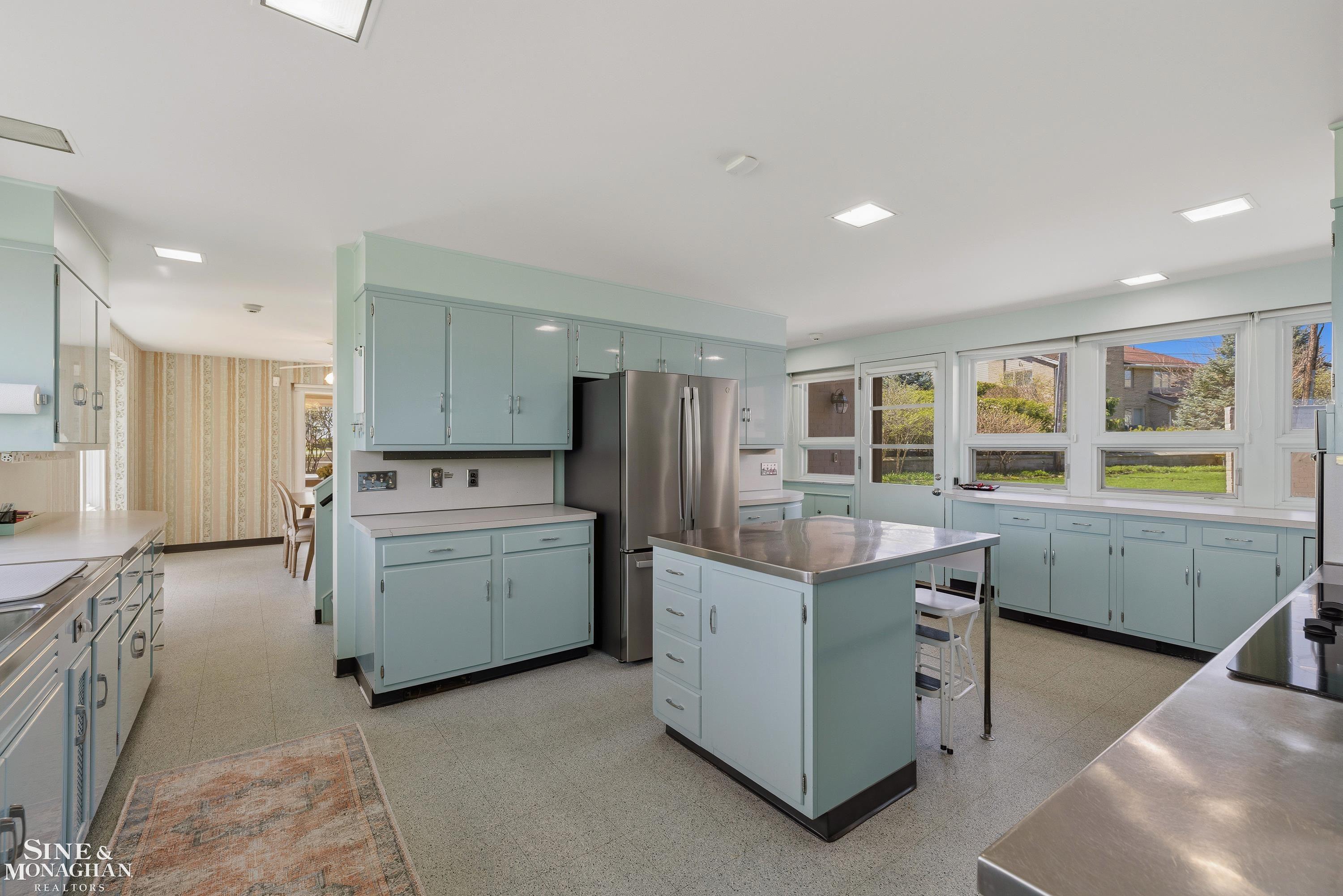 515 Lake Shore Road Grosse Pointe Shores, MI 48236 - Photo 34 of 97