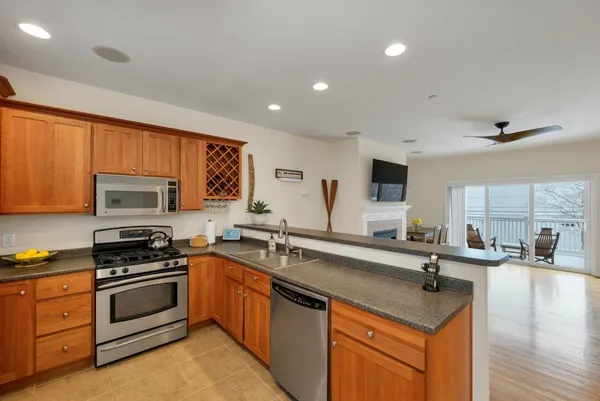 $639,000 | 507 Weirs Boulevard, Unit 8, Laconia, NH 03246
