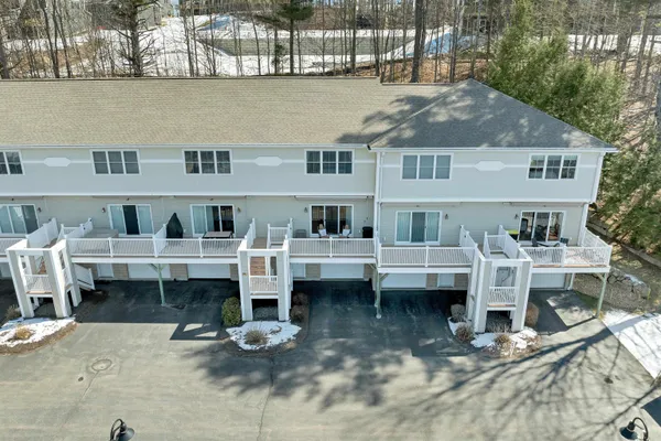 $639,000 | 507 Weirs Boulevard, Unit 8, Laconia, NH 03246