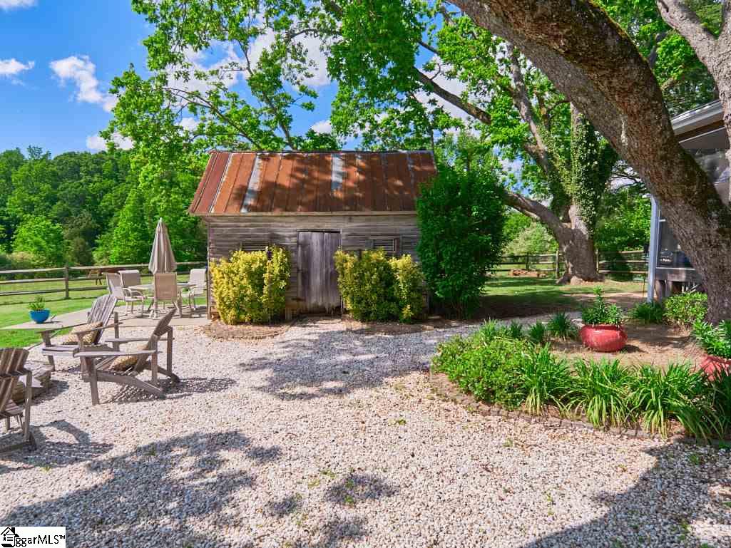 2244 Fairview Road Fountain Inn, SC 29644 - Photo 27 of 36