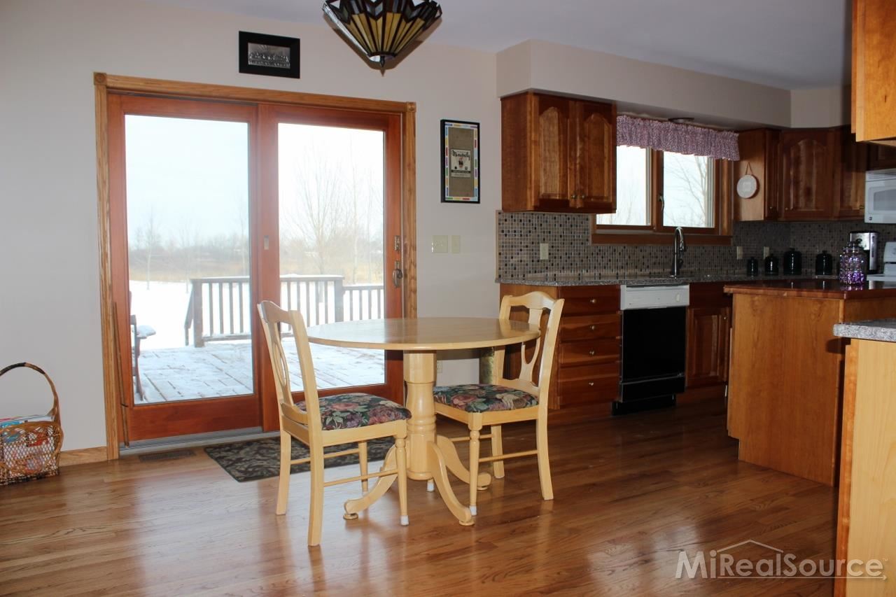 12320 Masters Road Memphis, MI 48041 - Photo 5 of 54