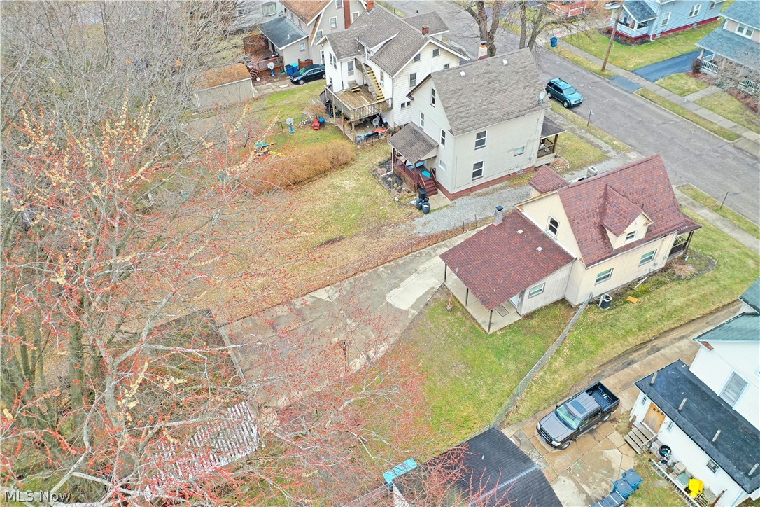 142 Morrison Street Struthers, OH 44471 - Photo 3 of 35 Gallery Image 3
