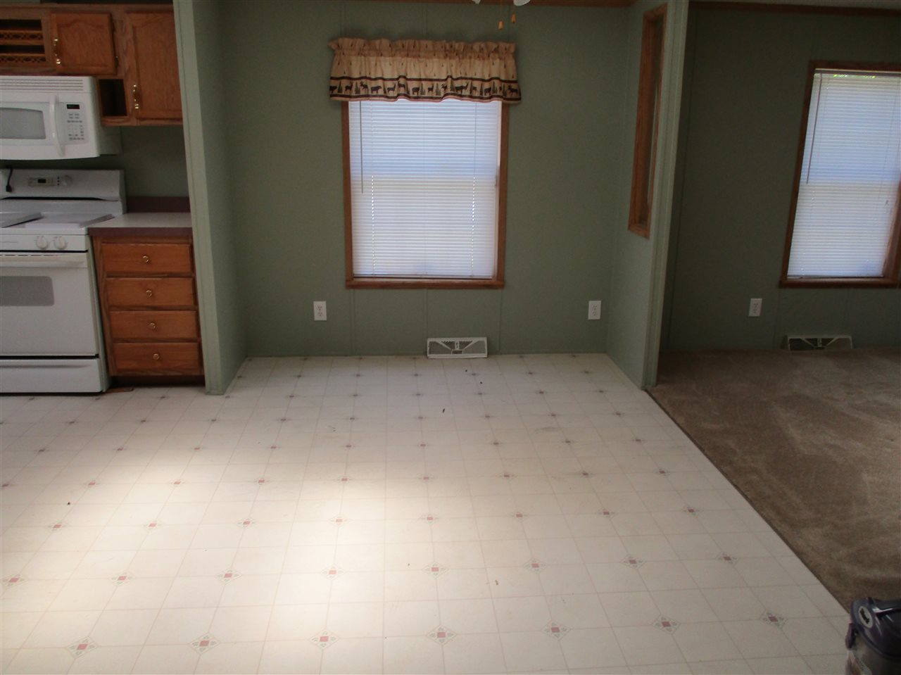 89 Threshing Mill Road Sanbornton, NH 03269 - Photo 11 of 22