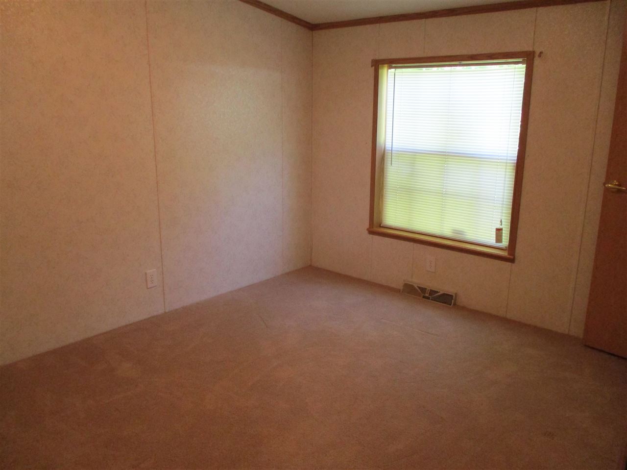 89 Threshing Mill Road Sanbornton, NH 03269 - Photo 14 of 22