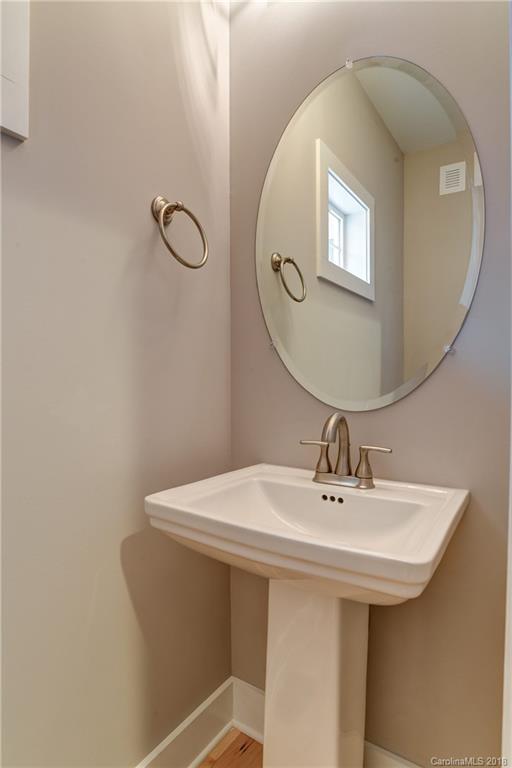 49 Pinecroft Road Asheville, NC 28804 - Photo 17 of 36 Gallery Image 17