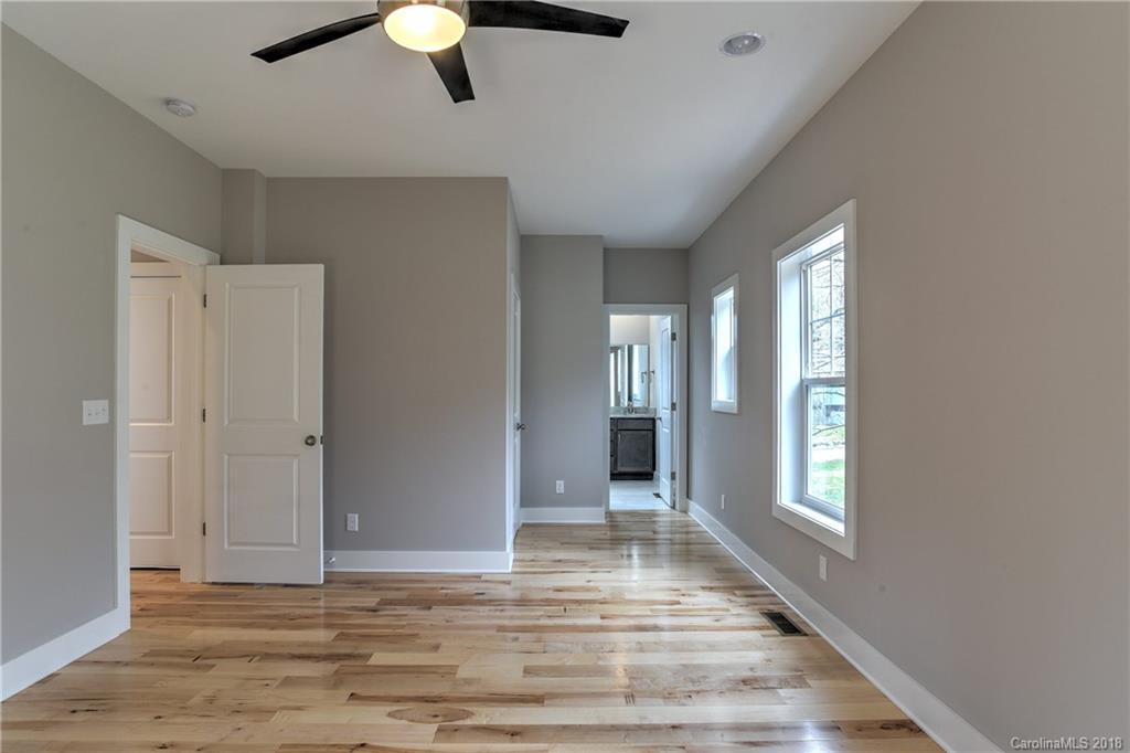 49 Pinecroft Road Asheville, NC 28804 - Photo 19 of 36 Gallery Image 19