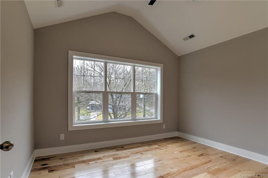 49 Pinecroft Road Asheville, NC 28804 - Photo 24 of 36 Gallery Image 24