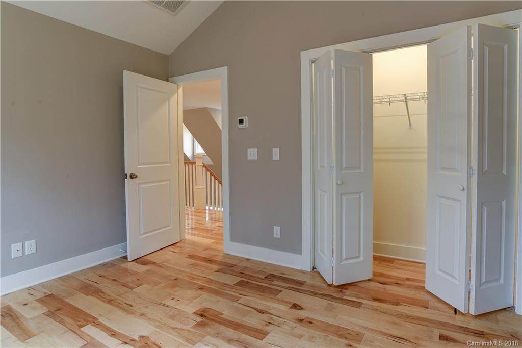 49 Pinecroft Road Asheville, NC 28804 - Photo 28 of 36 Gallery Image 28