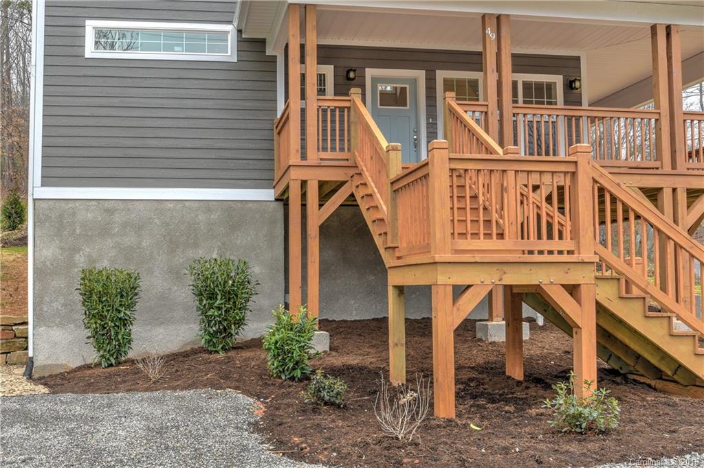 49 Pinecroft Road Asheville, NC 28804 - Photo 4 of 36 Gallery Image 4