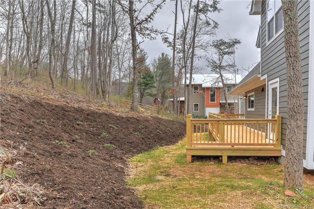 49 Pinecroft Road Asheville, NC 28804 - Photo 32 of 36 Gallery Image 32