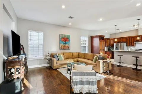 $567,500 | 1725 Foucher Street, New Orleans, LA 70115