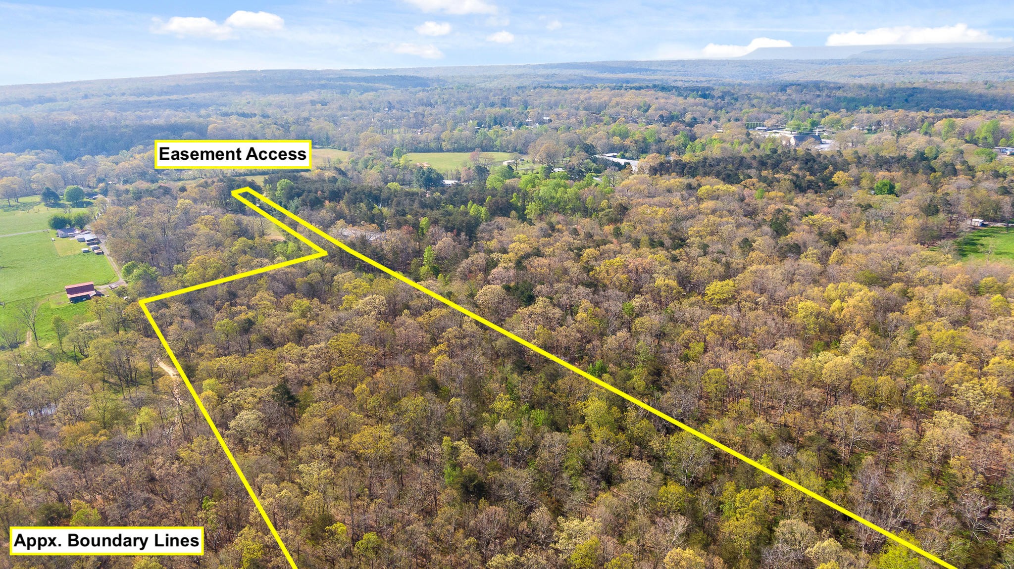 437 County Line Road Signal Mountain, TN 37377 - Photo 2 of 16