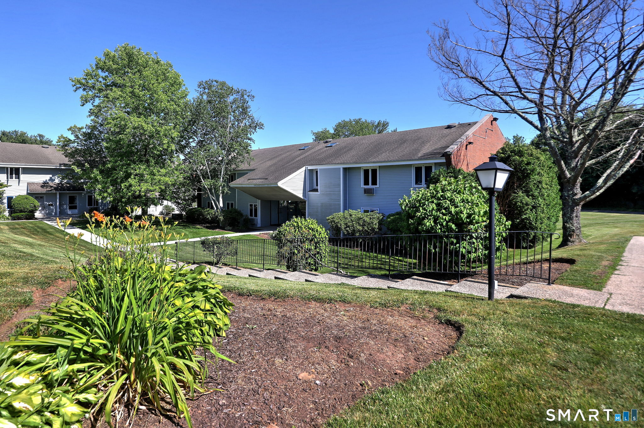 135 Florence Road, Unit 1A Branford, CT 06405 - Photo 34 of 39