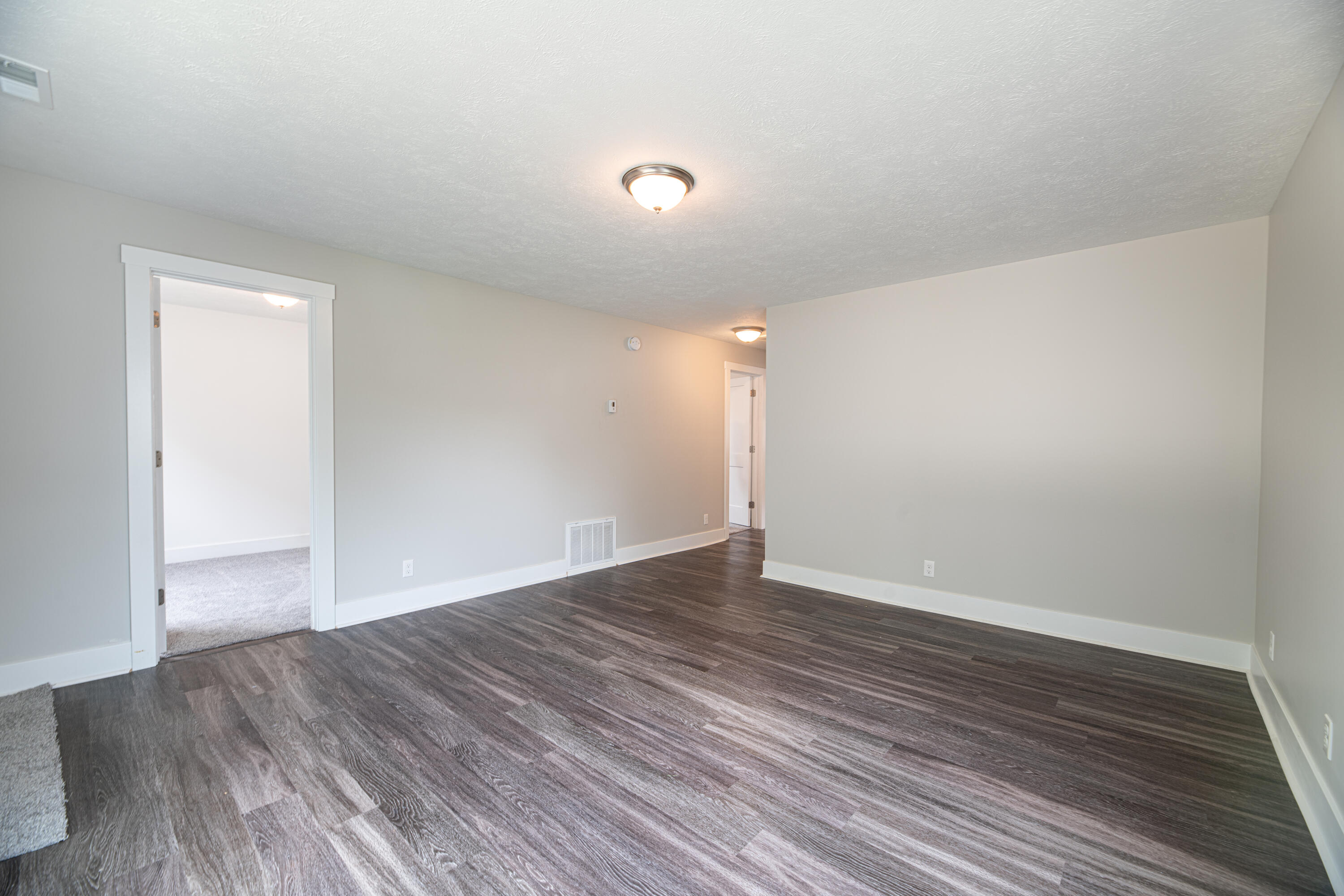 2595 Holton Road Muskegon, MI 49445 - Photo 6 of 19 2595 Holton RD-26