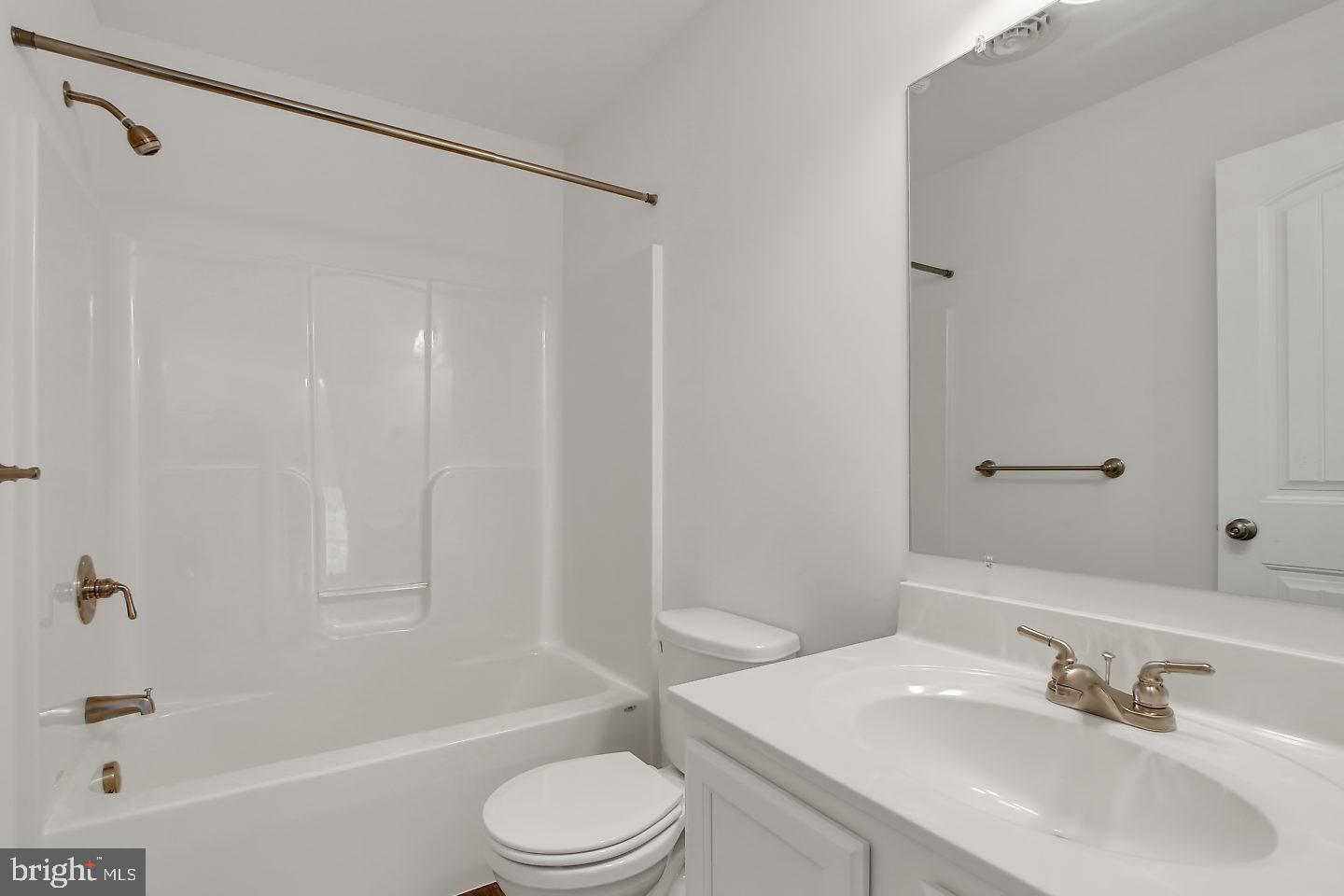 880 Tracey Road Hanover, PA 17331 - Photo 23 of 28