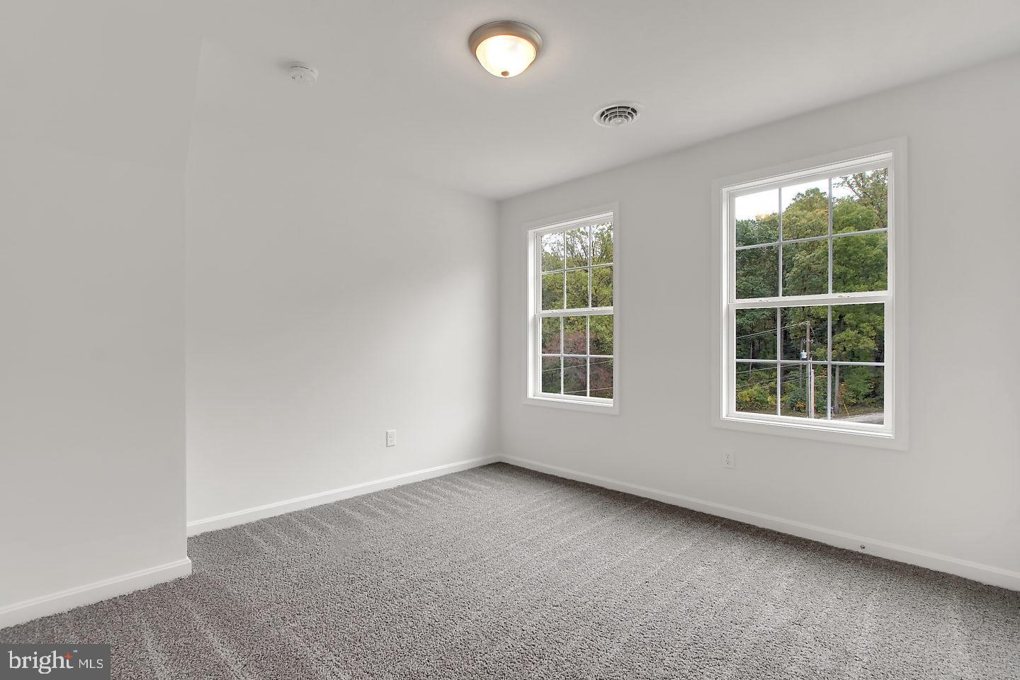 880 Tracey Road Hanover, PA 17331 - Photo 24 of 28
