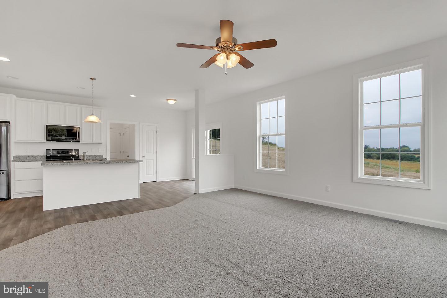 880 Tracey Road Hanover, PA 17331 - Photo 8 of 28