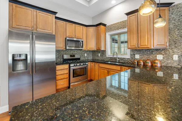 $780,000 | 85 Limerick Lane, Arlington, VT 05250