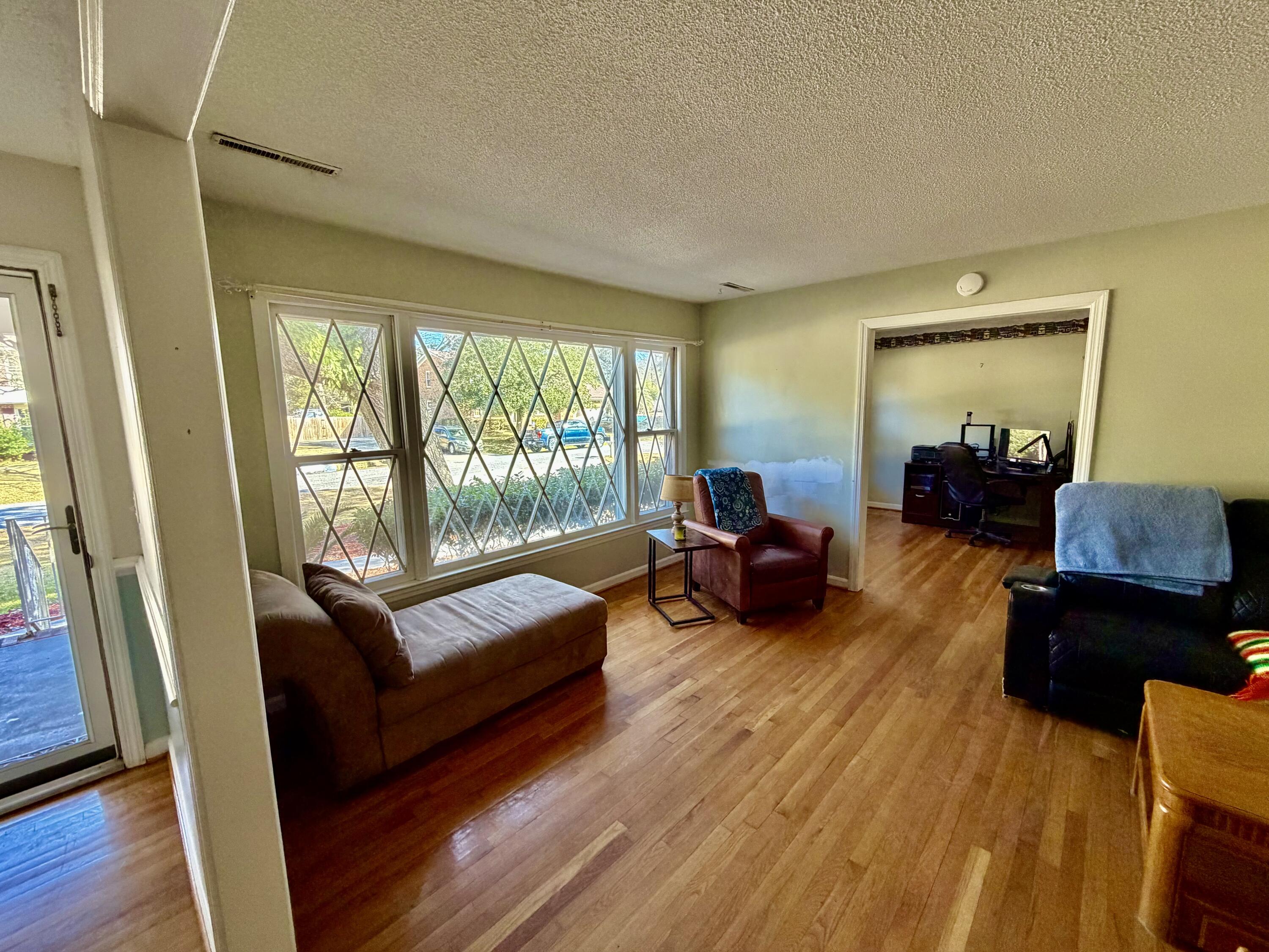 2907 Limestone Boulevard Charleston, SC 29414 - Photo 12 of 42 IMG_0234