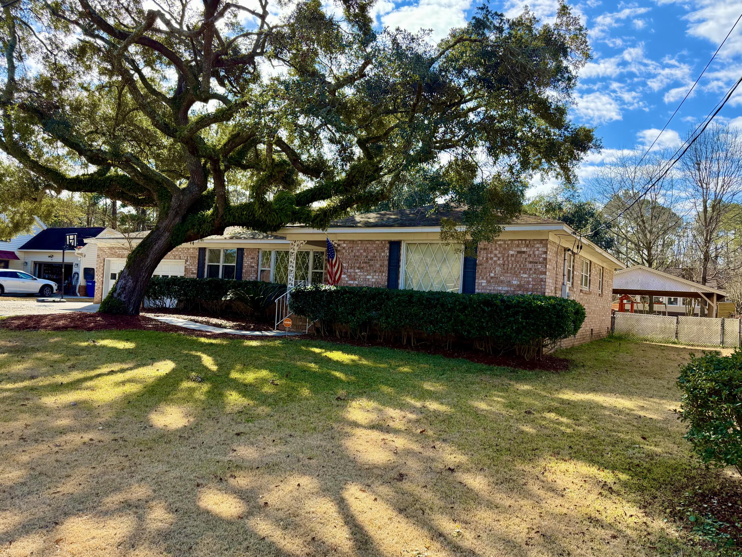 2907 Limestone Boulevard Charleston, SC 29414 - Photo 3 of 42 IMG_0213