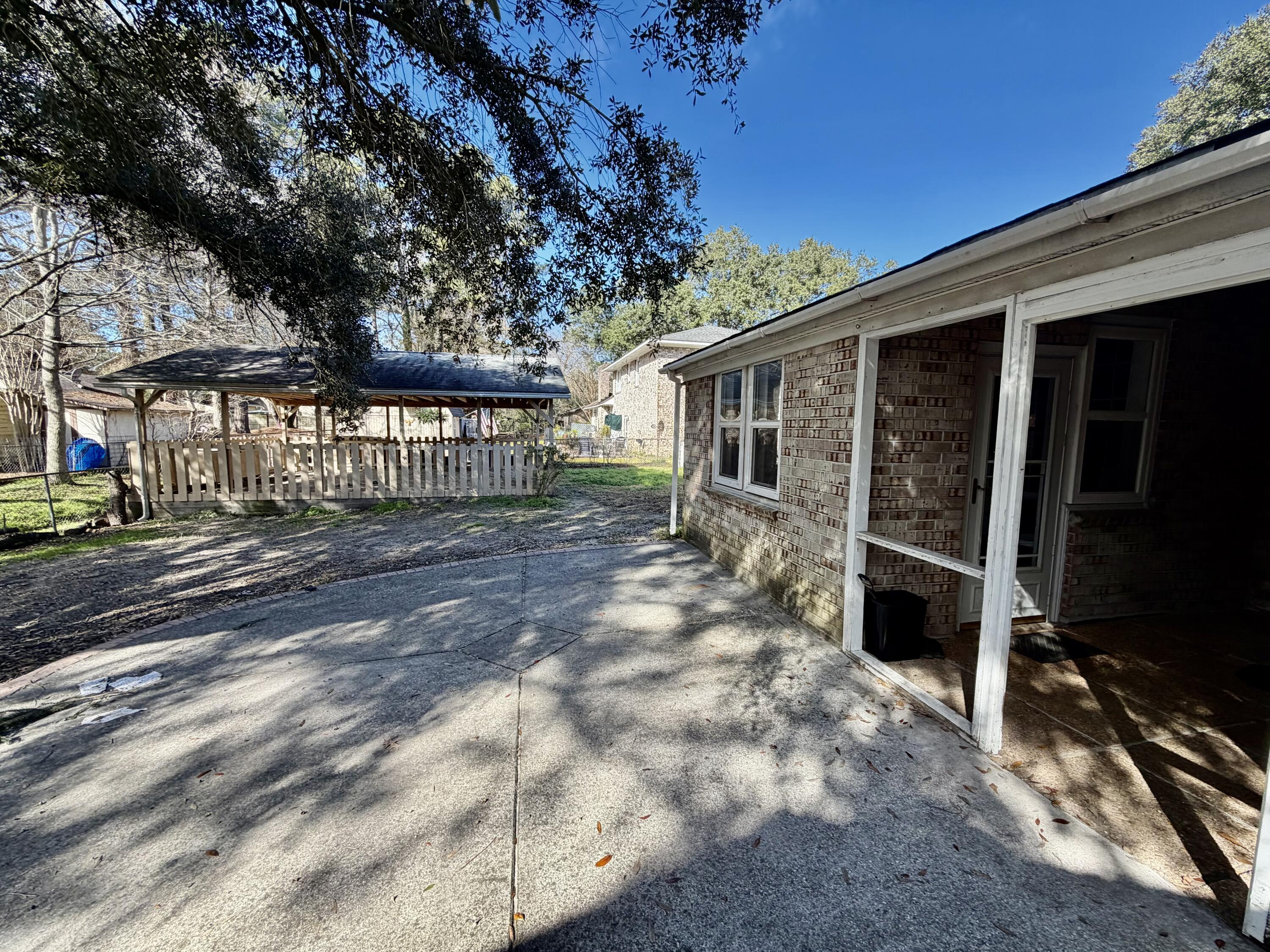 2907 Limestone Boulevard Charleston, SC 29414 - Photo 33 of 42 IMG_0223