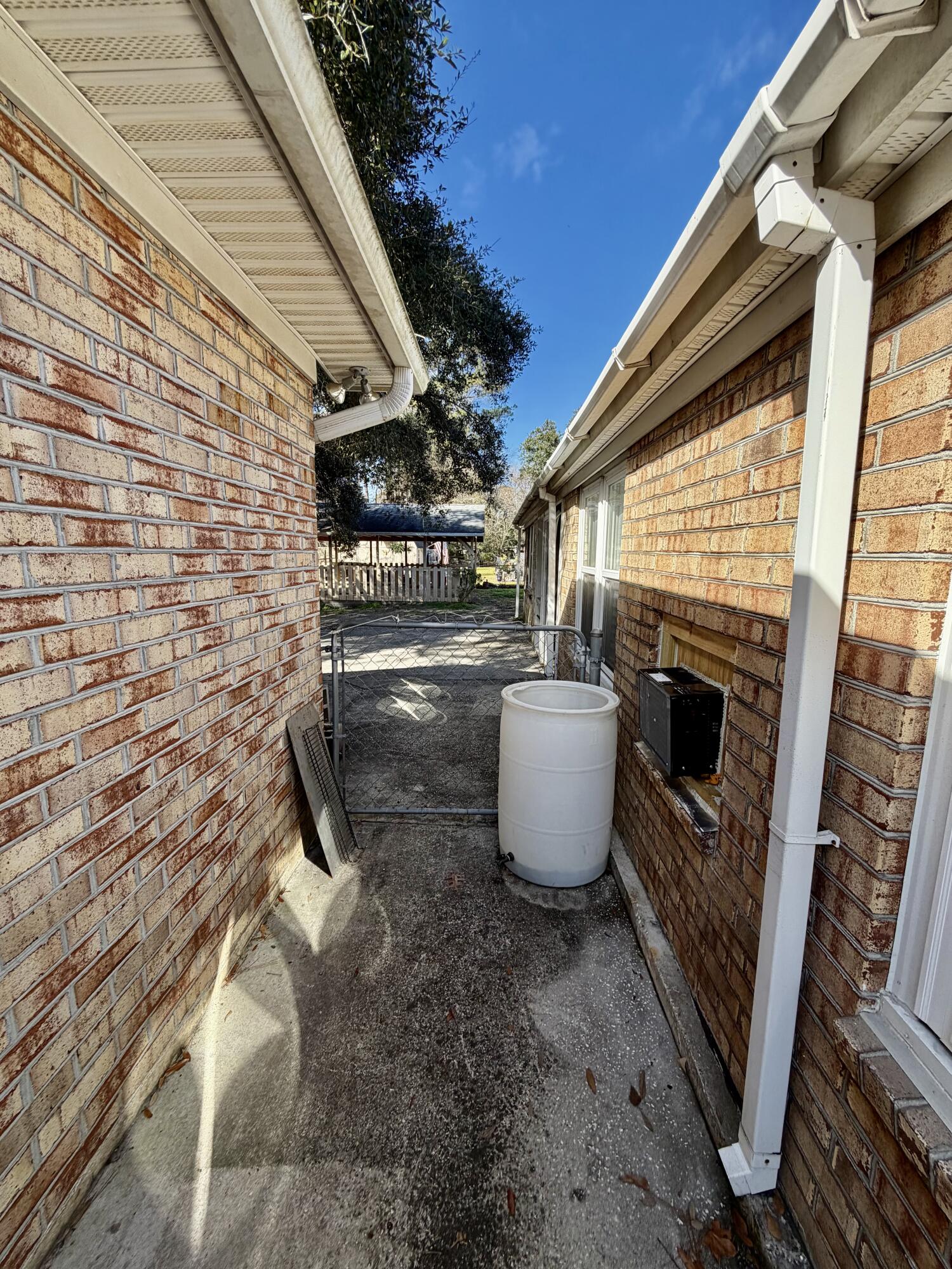 2907 Limestone Boulevard Charleston, SC 29414 - Photo 34 of 42 IMG_0222