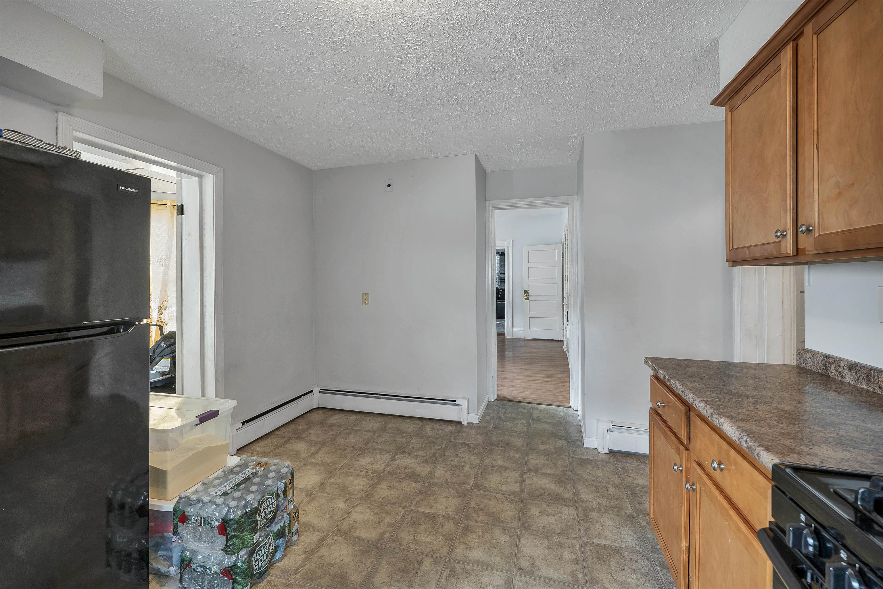 599 Beech Street Manchester, NH 03104 - Photo 11 of 56