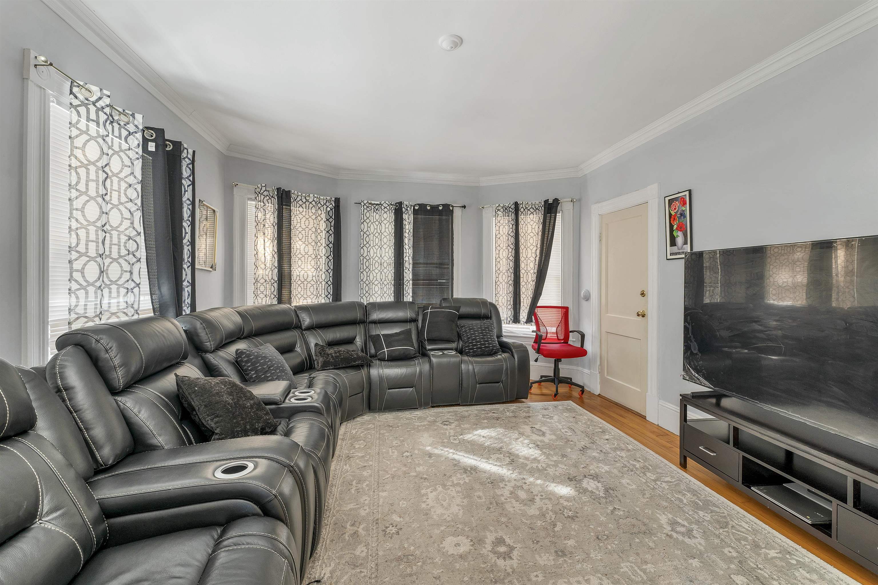 599 Beech Street Manchester, NH 03104 - Photo 15 of 56