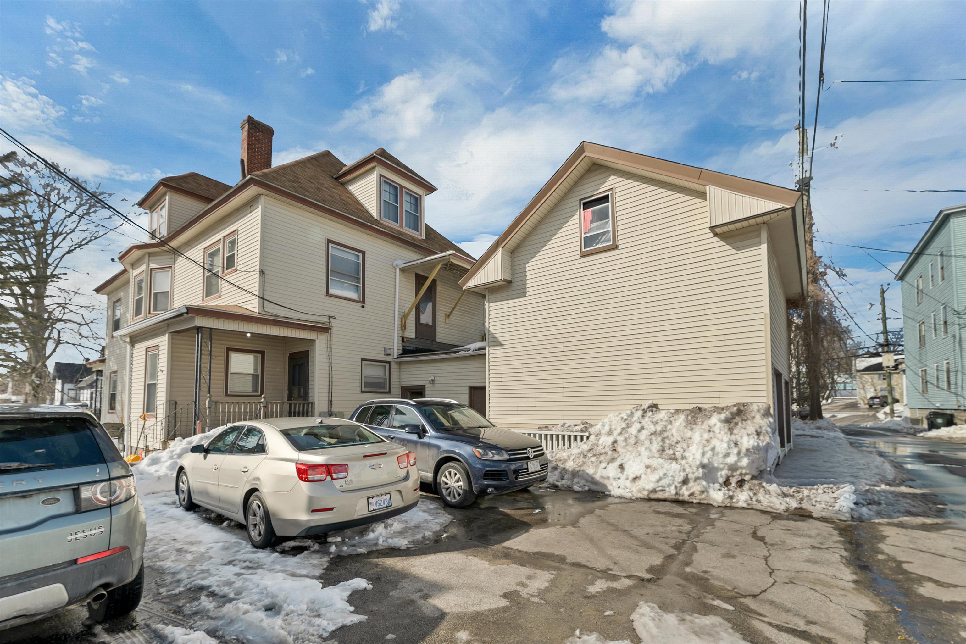 599 Beech Street Manchester, NH 03104 - Photo 6 of 56