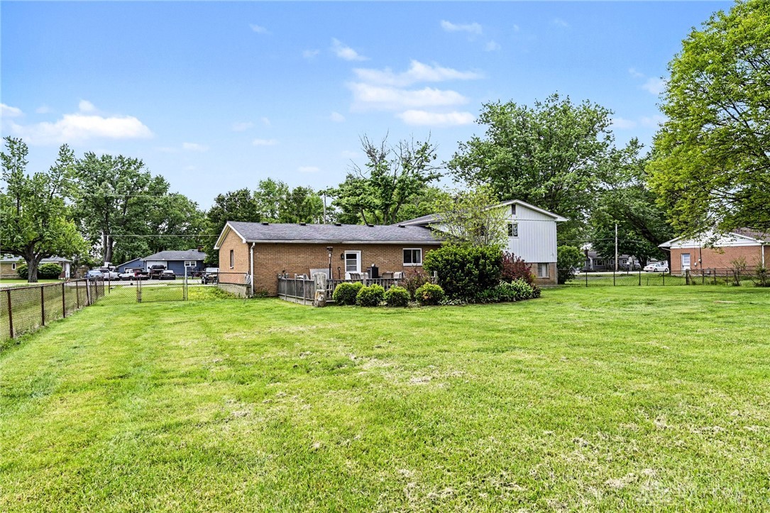 5884 Troy Road Springfield, OH 45502 - Photo 25 of 26