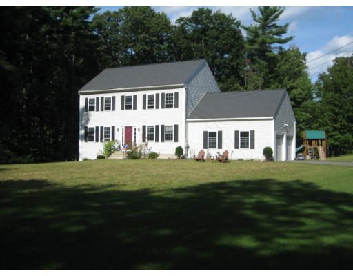 32 Turner Road Townsend, MA 01469 - Photo 1 of 27 Gallery Image 1