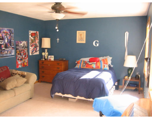 32 Turner Road Townsend, MA 01469 - Photo 14 of 27 Gallery Image 14