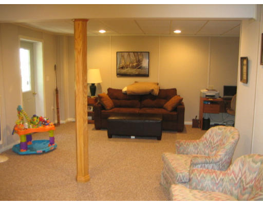 32 Turner Road Townsend, MA 01469 - Photo 17 of 27 Gallery Image 17