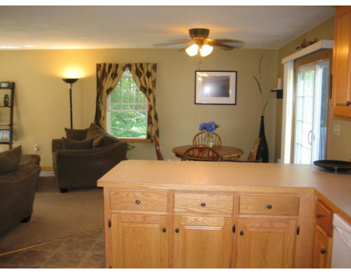32 Turner Road Townsend, MA 01469 - Photo 6 of 27 Gallery Image 6