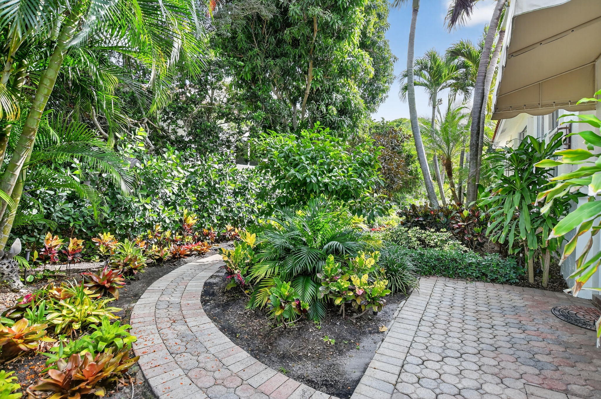 5796 Northwest 24th Terrace Boca Raton, FL 33496 - Photo 5 of 68 5-web-or-mls-002_DSC_4216