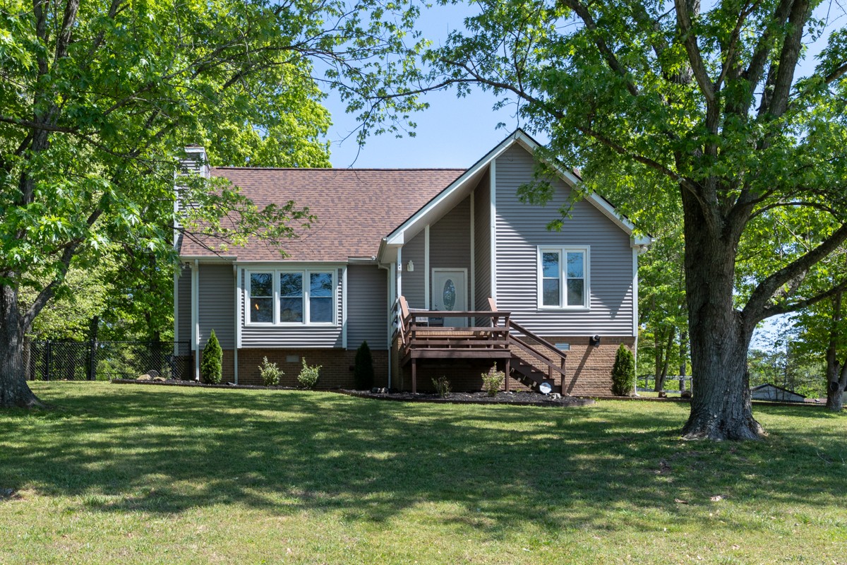 840 Hillside Drive Springfield, TN 37172 - Photo 3 of 34