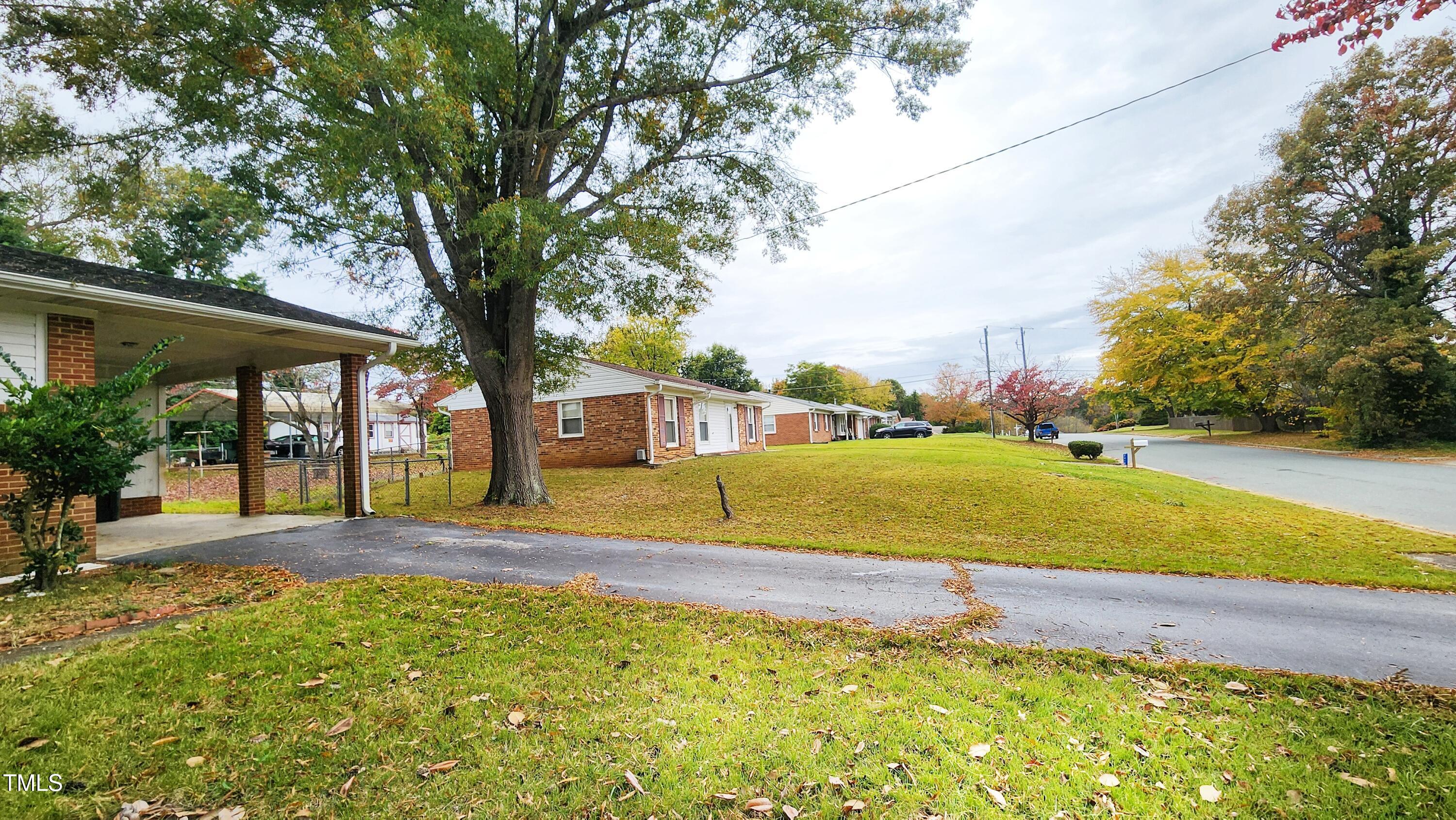 2414 Buckingham Road Burlington, NC 27217 - Photo 31 of 33 1000059791