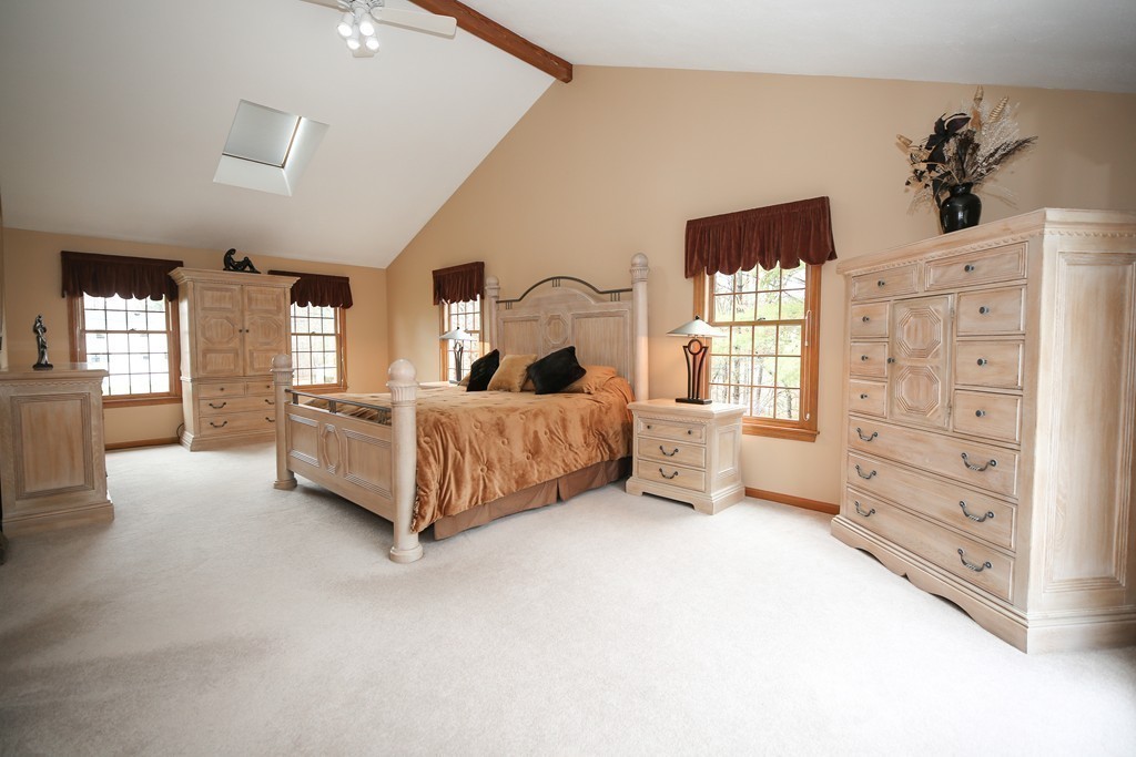 9 Rhode Island Road Wilmington, MA 01887 - Photo 14 of 30 Gallery Image 14