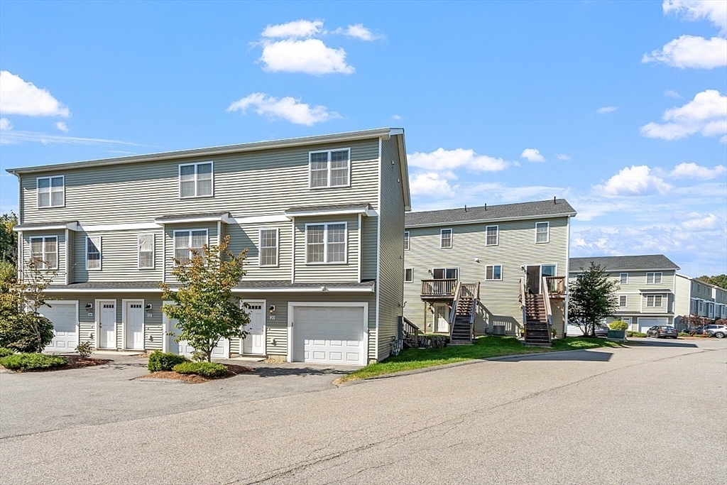 311 Littleton Road, Unit 20 Chelmsford, MA 01824 - Photo 3 of 30